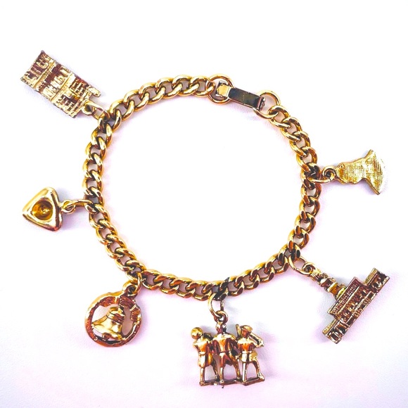 Philadelphia Patriotic Liberty Bell Paul Revere Samuel Adam’s Charm Bracelet - Picture 3 of 4